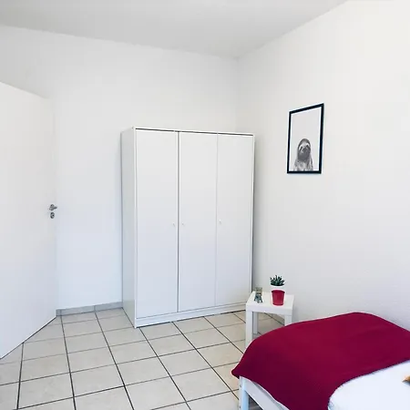 Mit 3 Schlafplaetzen, Nahe Gelsenkirchen Und Wanne-eickel - Wlan, Vollausgestattete Kueche - Ideal Fuer Geschaeftsreisende Oder Touristen-top Anbindung Oepnv Und Autobahn Apartment Herne