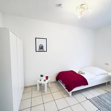 Mit 3 Schlafplaetzen, Nahe Gelsenkirchen Und Wanne-eickel - Wlan, Vollausgestattete Kueche - Ideal Fuer Geschaeftsreisende Oder Touristen-top Anbindung Oepnv Und Autobahn * Herne